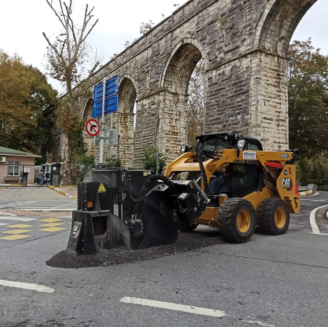 Eriman İş Makinaları · 5